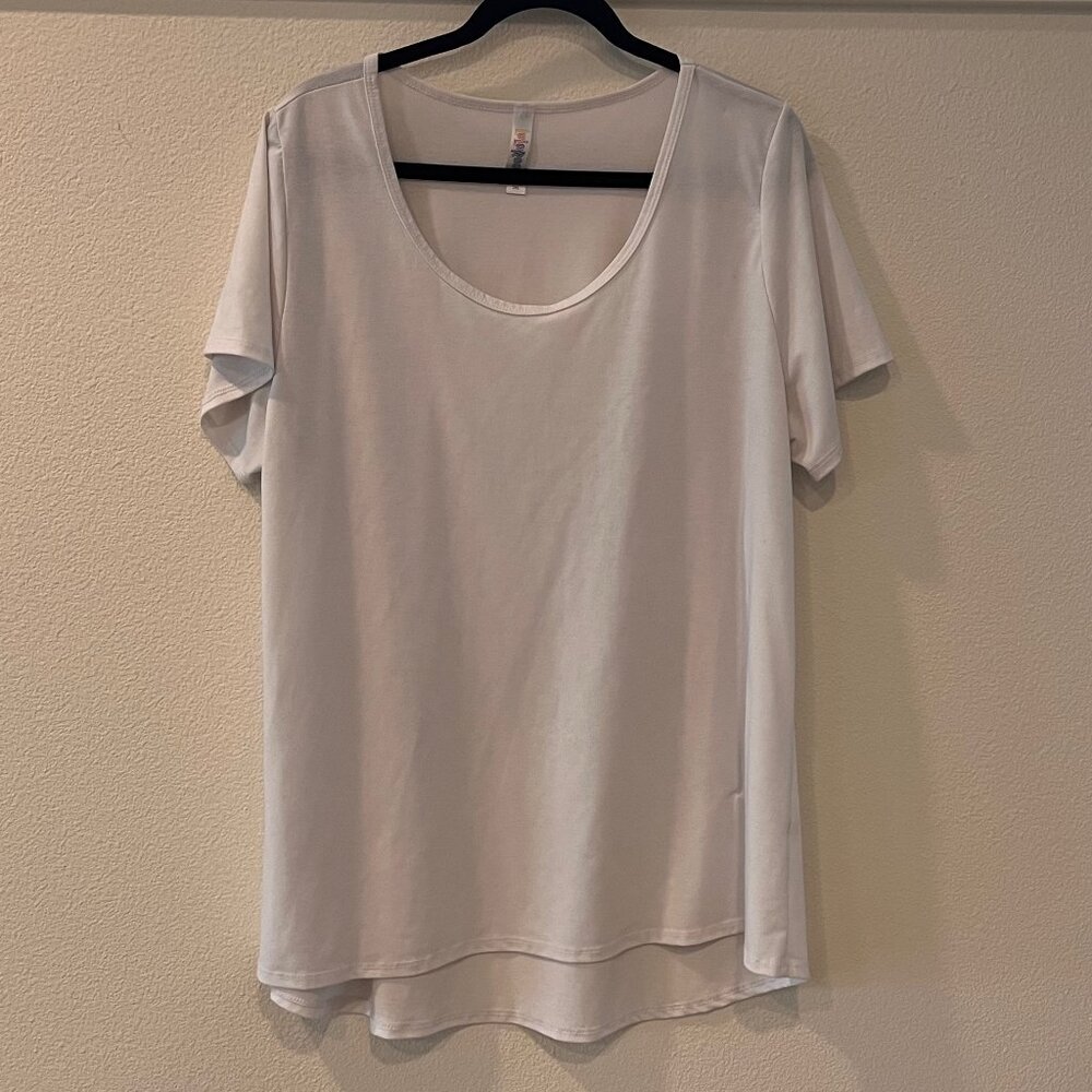 LulaRoe White Classic T Shirt